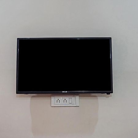 Hotel O Quadis Noida Luaran gambar