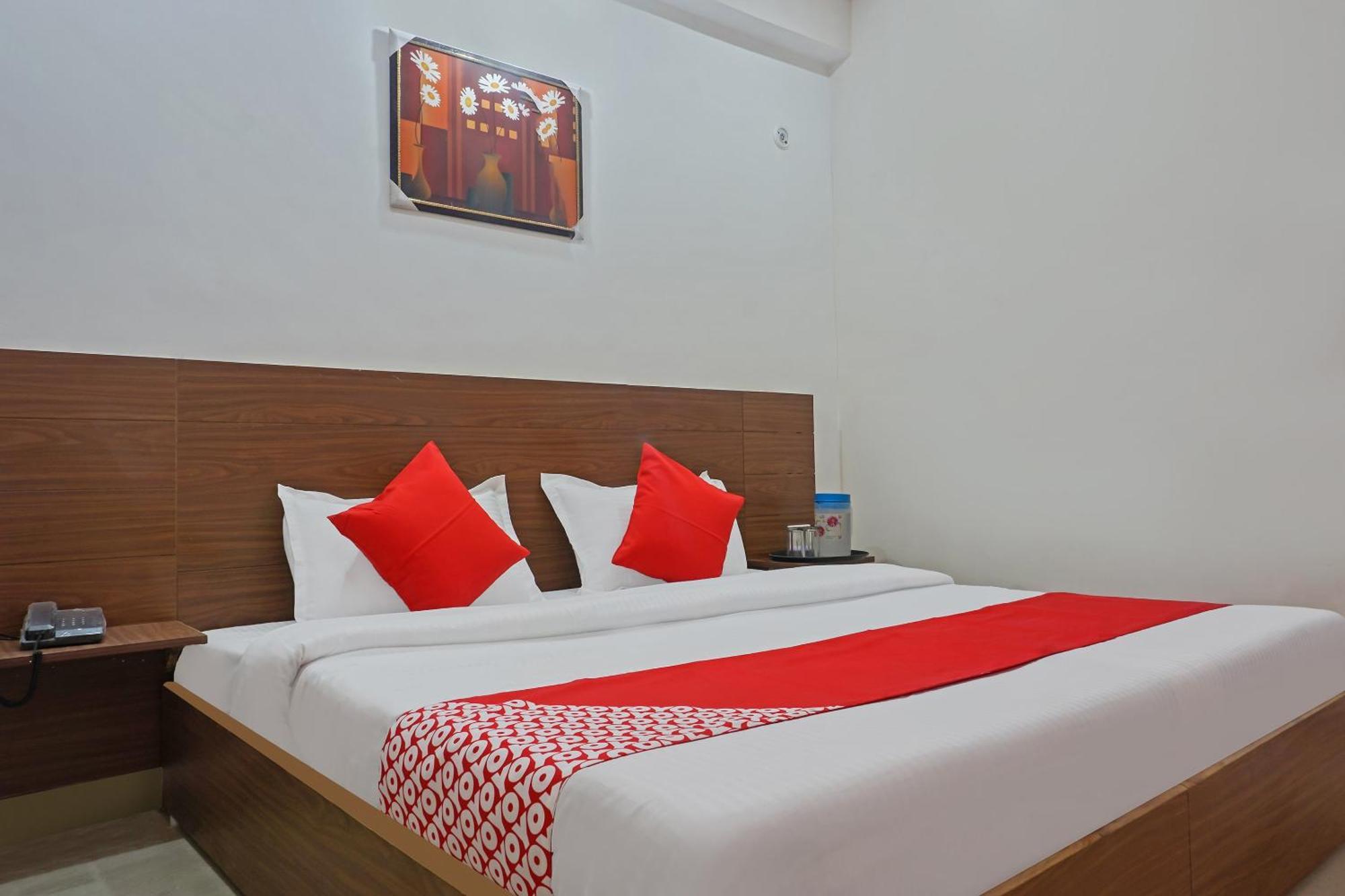 Hotel O Quadis Noida Luaran gambar